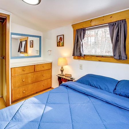 Pet-Friendly Irons Cottage About 4 Mi To Sand Lake! Ngoại thất bức ảnh